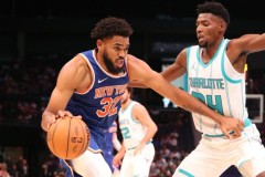 保留核心阵容！雄鹿以290万合同留住关键成员，深度得到保障。