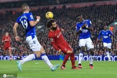 巴列卡诺主场迎巴萨，10倍身价差的对决